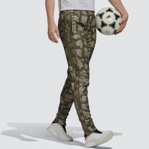 NWOT Adidas Camo Aeroready pants